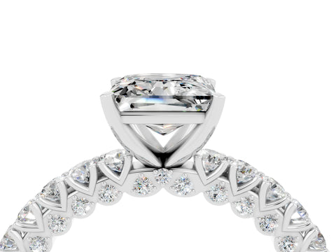 White gold Princess Cut Diamond Pavé Band Solitaire Ring with Prong Setting_4