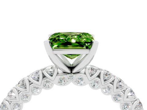 White gold Princess Cut Diamond Pavé Band Solitaire Ring with Prong Setting_4