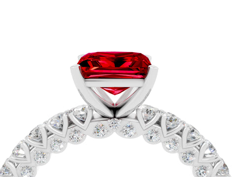 White gold Princess Cut Diamond Pavé Band Solitaire Ring with Prong Setting_4