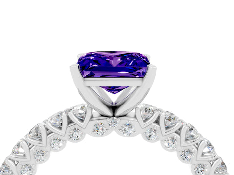 White gold Princess Cut Diamond Pavé Band Solitaire Ring with Prong Setting_4