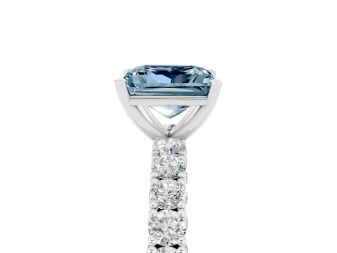 White gold Princess Cut Diamond Pavé Band Solitaire Ring with Prong Setting_5