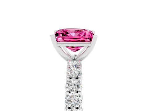 White gold Princess Cut Diamond Pavé Band Solitaire Ring with Prong Setting_5