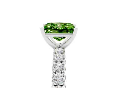 White gold Princess Cut Diamond Pavé Band Solitaire Ring with Prong Setting_5