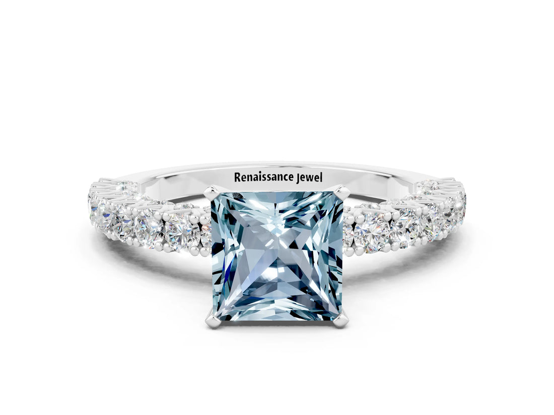 White gold Princess Cut Diamond Pavé Band Solitaire Ring with Prong Setting