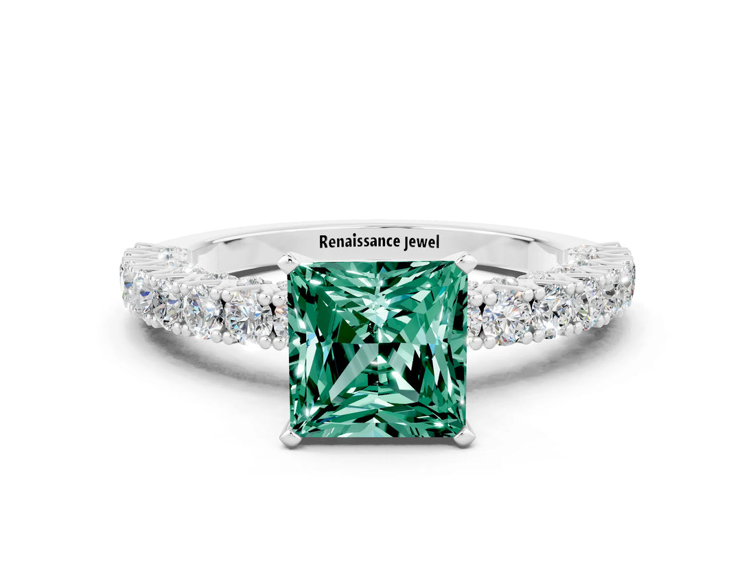 White gold Princess Cut Diamond Pavé Band Solitaire Ring with Prong Setting