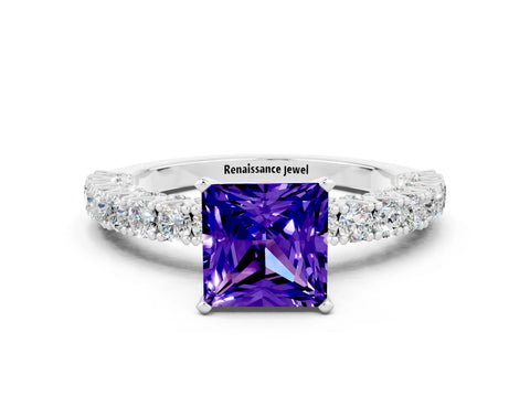 White gold Princess Cut Diamond Pavé Band Solitaire Ring with Prong Setting
