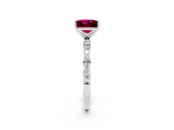 White gold Princess Cut Garnet Solitaire Ring with Round Pavé Shoulders and Prong Setting