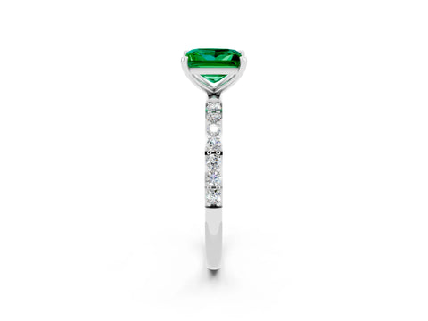 White gold Princess Cut Diamond Pavé Band with Six-Prong Setting_2