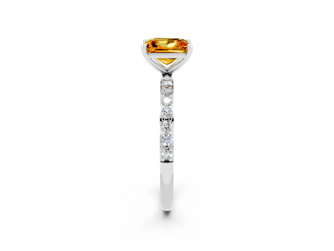 White gold Princess Cut Diamond Pavé Band with Six-Prong Setting_2