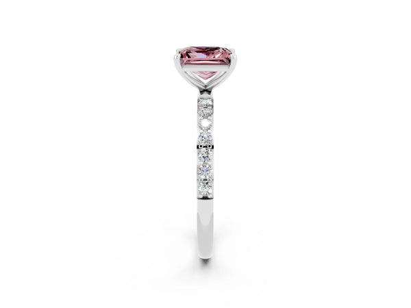 White gold Princess Cut Diamond Pavé Band with Six-Prong Setting
