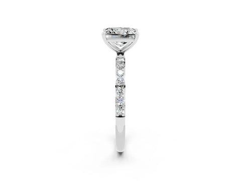 White gold Princess Cut Diamond Pavé Band with Six-Prong Setting_2