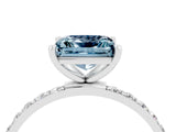 White gold Princess Cut Diamond Pavé Band with Six-Prong Setting_4