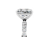 White gold Princess Cut Diamond Pavé Band with Six-Prong Setting_5