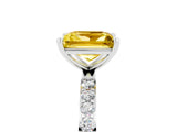 White gold Princess Cut Diamond Pavé Band with Six-Prong Setting_5