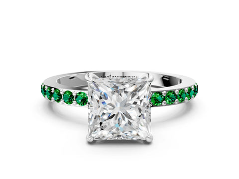 White gold Princess Cut Diamond Pavé Engagement Ring with Round with Emerald side stone Accents and Prong Setting_12
