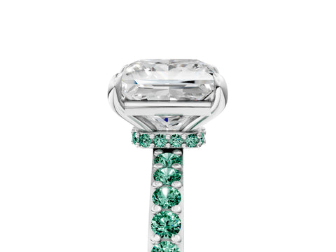 White gold Princess Cut Diamond Pavé Engagement Ring with Round with Green Sapphire side stone Accents and Prong Setting_5