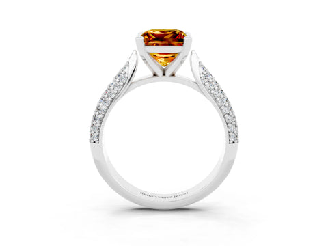 White gold Princess Cut Diamond Solitaire Engagement Ring with Pavé Band and Four-Prong Setting_3