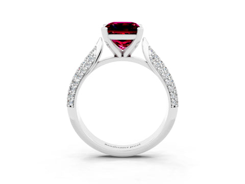 White gold Princess Cut Diamond Solitaire Engagement Ring with Pavé Band and Four-Prong Setting_3
