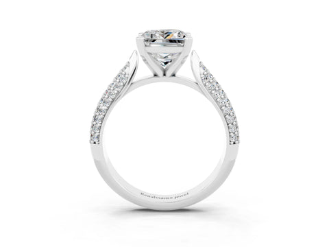White gold Princess Cut Diamond Solitaire Engagement Ring with Pavé Band and Four-Prong Setting_3