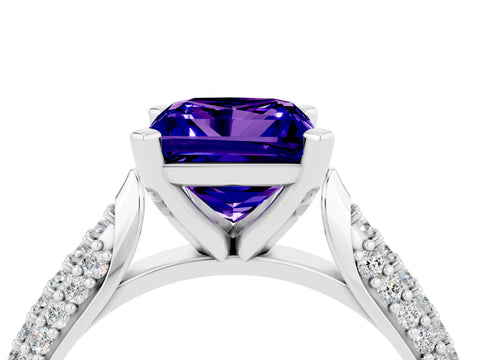 White gold Princess Cut Diamond Solitaire Engagement Ring with Pavé Band and Four-Prong Setting_4