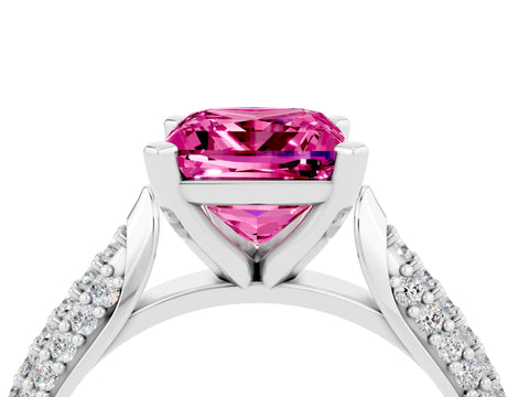 White gold Princess Cut Diamond Solitaire Engagement Ring with Pavé Band and Four-Prong Setting_4