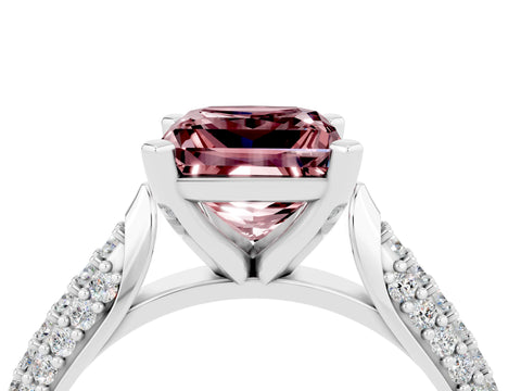 White gold Princess Cut Diamond Solitaire Engagement Ring with Pavé Band and Four-Prong Setting_4
