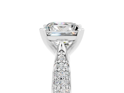White gold Princess Cut Diamond Solitaire Engagement Ring with Pavé Band and Four-Prong Setting_5