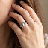White gold Princess Cut Diamond Solitaire Engagement Ring with Split Shank Pavé Band_338