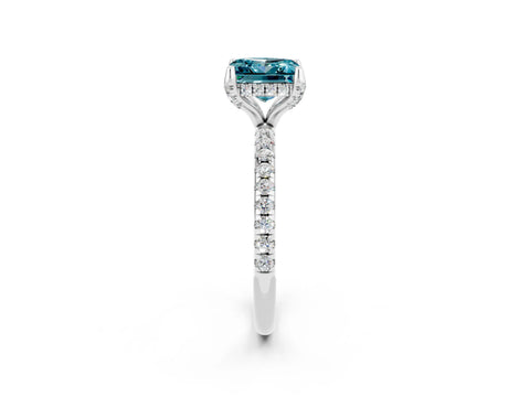 White gold Princess Cut Diamond Solitaire Ring with Four-Prong Setting and Pavé Band_2
