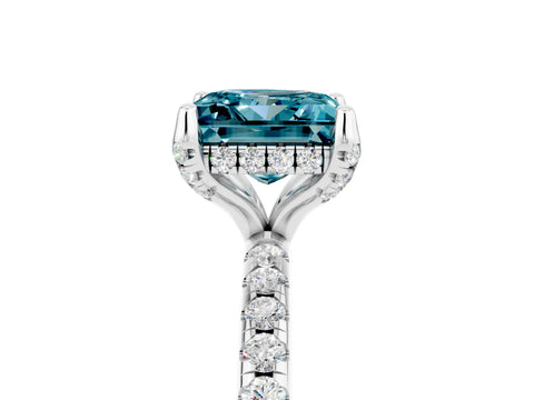 White gold Princess Cut Diamond Solitaire Ring with Four-Prong Setting and Pavé Band_5