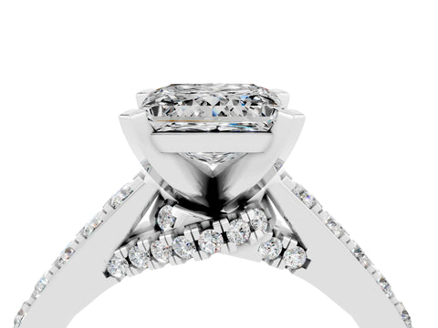 White gold Princess Cut Diamond Solitaire Ring with Pavé Band and Prong Setting_16