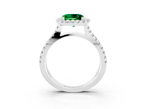 White gold Princess Cut Emerald Halo Ring with Split Shank Pavé Band and Prong Setting_3