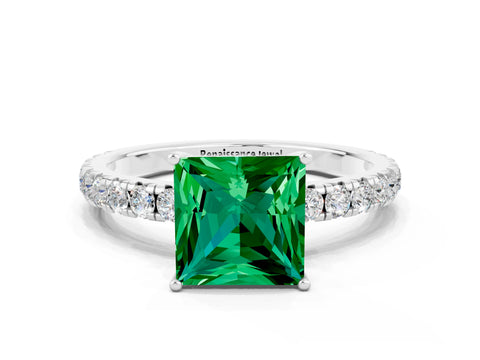 White gold Princess Cut Emerald Pavé Solitaire Engagement Ring with Four-Prong Setting_12