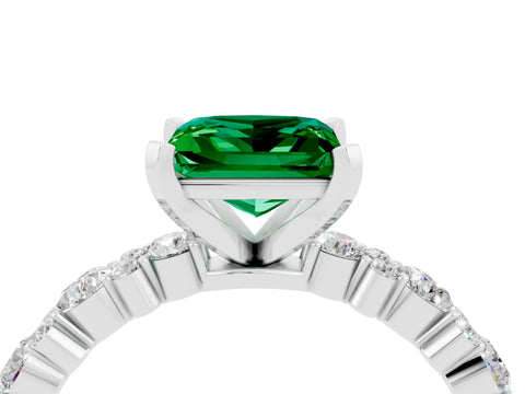 White gold Princess Cut Emerald Side Stone Solitaire Ring with Round  and Four-Prong Setting_52