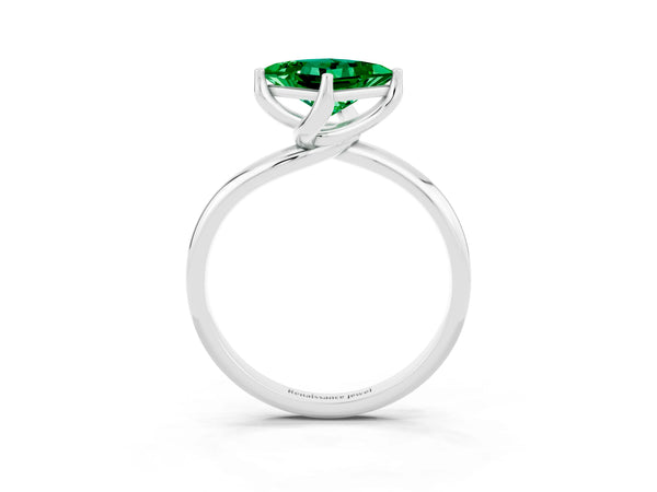 Silver Princess Cut Emerald Solitaire Engagement Ring with Four-Prong Setting and Classic Band