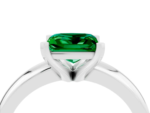 White gold Princess Cut Emerald Solitaire Engagement Ring with Round Band and Four-Prong Setting_4