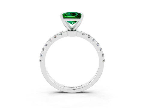 White gold Princess Cut Emerald Solitaire Ring with Pavé Accents and Four-Prong Setting_3