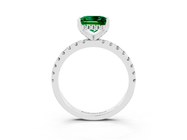 White gold Princess Cut Emerald Solitaire Ring with Round  Pavé Band and Four-Prong Setting