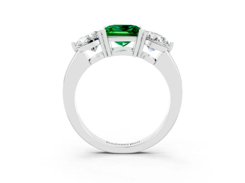 White gold Princess Cut Emerald Three-Stone Ring with Prong Setting and Classic Band_3
