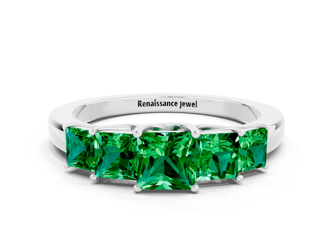 White gold Princess Cut Five-Stone Emerald Ring with Classic Prong Setting_6