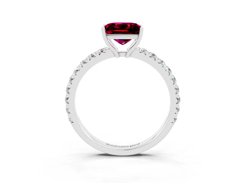 White gold Princess Cut Garnet Pavé Solitaire Engagement Ring with Four-Prong Setting_15