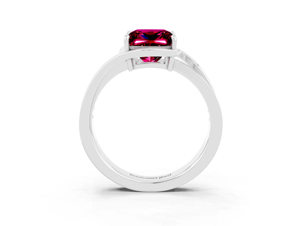 White gold Princess Cut Garnet Solitaire Ring with Split Shank and Prong Setting