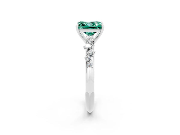 White gold Princess Cut Green Sapphire Cluster Side Stone Solitaire Ring with Prong Setting