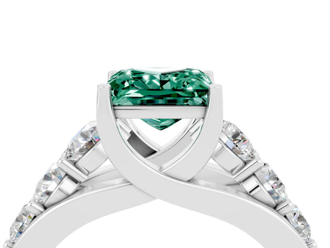 White gold Princess Cut Green Sapphire Engagement Ring with Pavé Band and Four-Prong Setting_4
