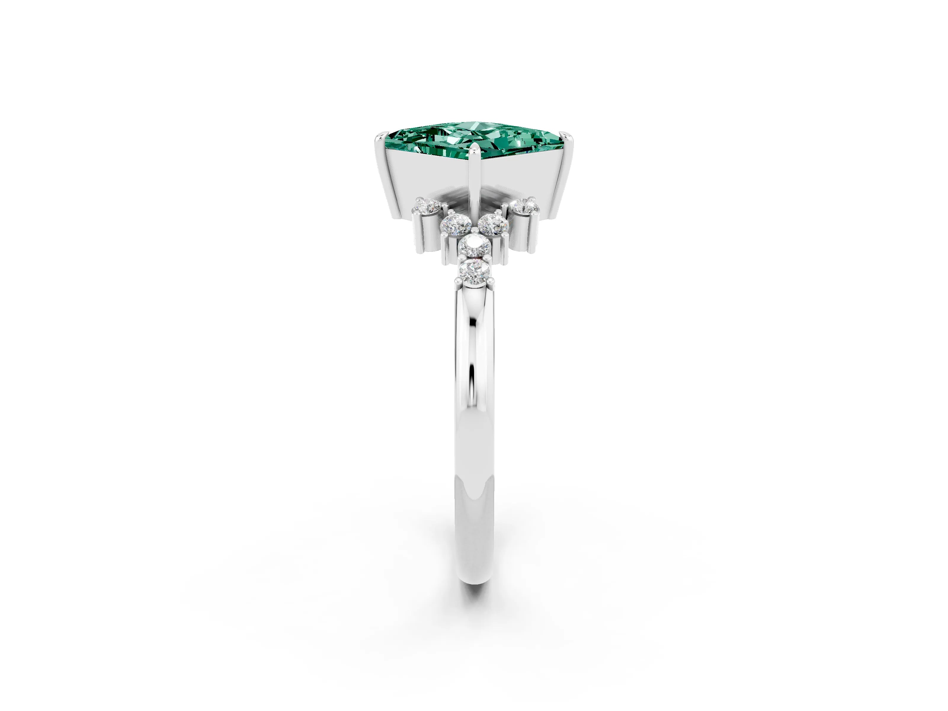 White gold Princess Cut Green Sapphire Ring with Side Stones and Four-Prong Setting_39