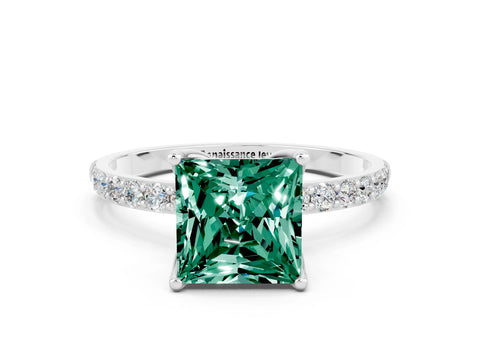 White gold Princess Cut Green Sapphire Solitaire Engagement Ring with Pavé Band and Prong Setting