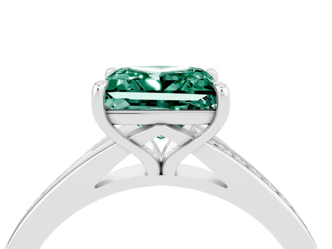 White gold Princess Cut Green Sapphire Solitaire Ring with Pavé Band and Prong Setting_4