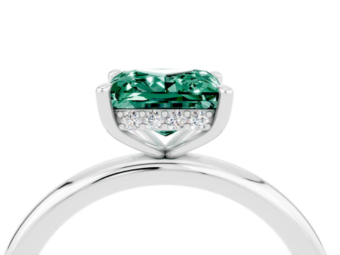 White gold Princess Cut Green Sapphire Solitaire Ring with Thin Band and Four-Prong Setting_4