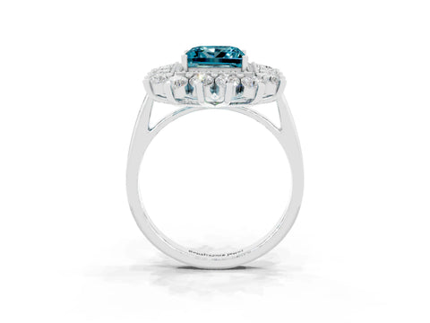 White gold Princess Cut Halo Cluster Diamond Ring with Pave Band and Four-Prong Setting_27