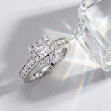 White gold Princess Cut Halo Diamond Pavé Engagement Ring with Milgrain Detailing_264